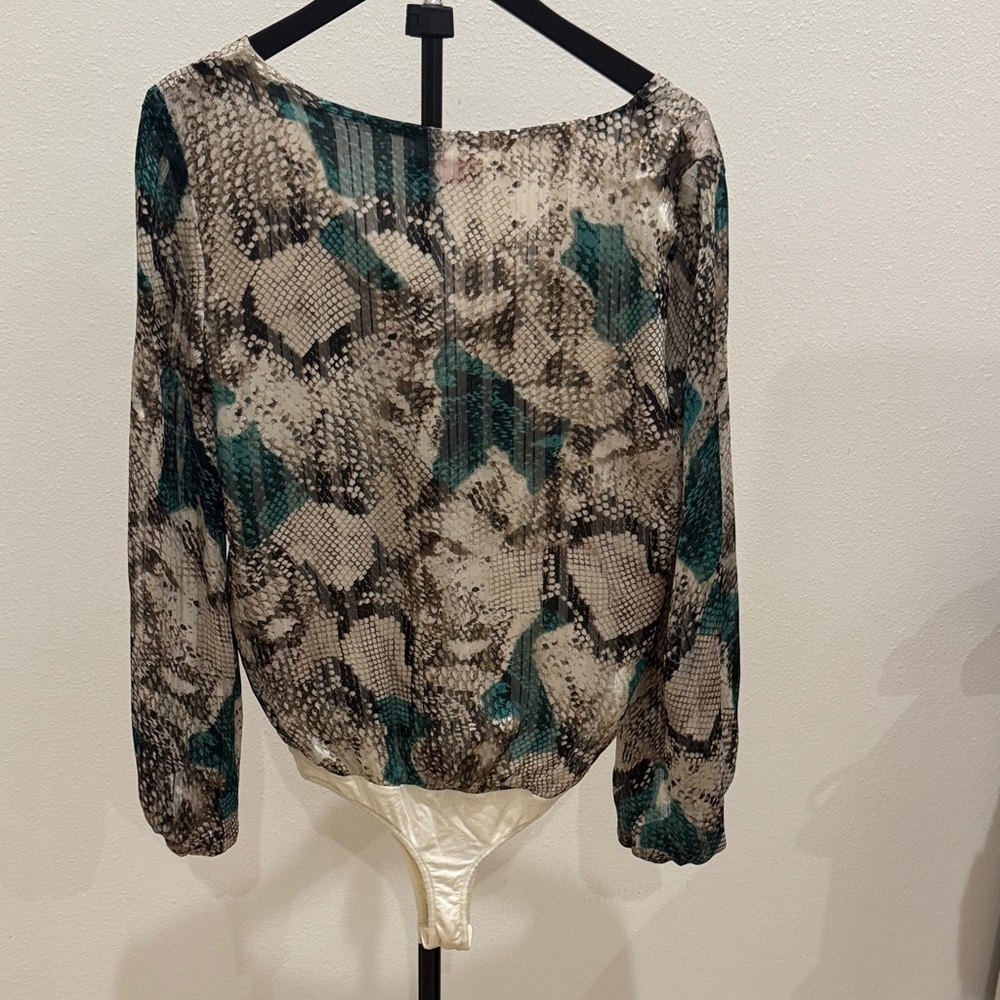 Buddy Love Sheer Snake-Print V-Neck Bodysuit in Teal and Cream - Picture 3 of 3